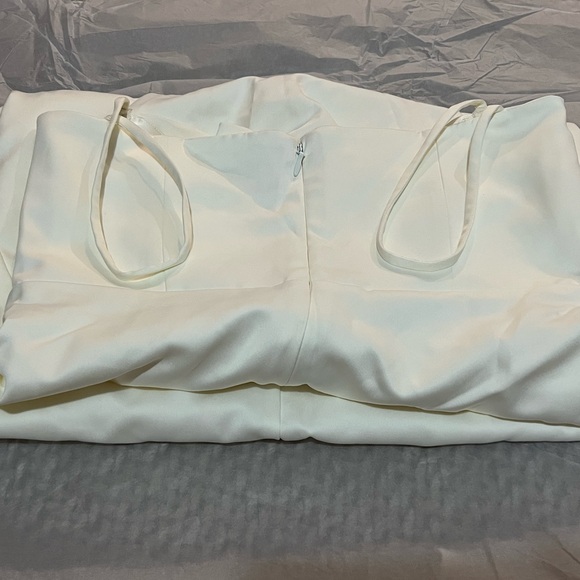 House of cb Flora Ivory Maxi dress - Picture 4 of 6